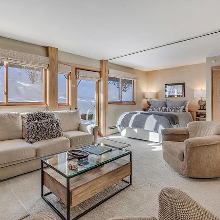 Laurelwood Condominiums 402 Сноумас Вилидж Екстериор снимка
