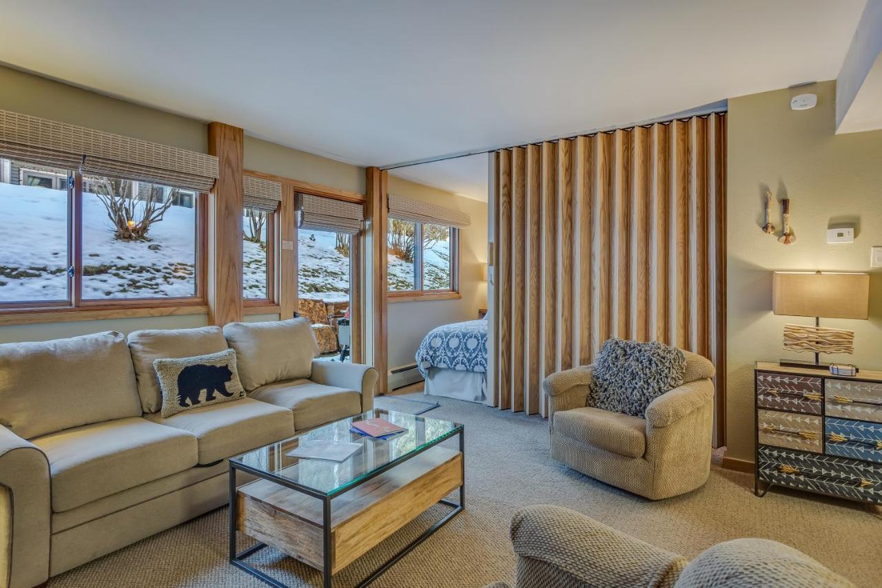 Laurelwood Condominiums 402 Сноумас Вилидж Екстериор снимка