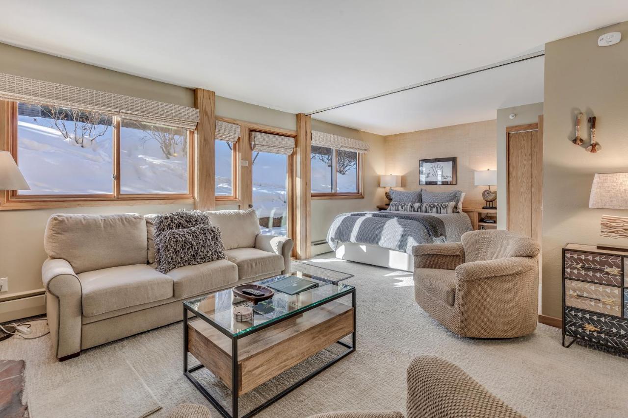 Laurelwood Condominiums 402 Сноумас Вилидж Екстериор снимка